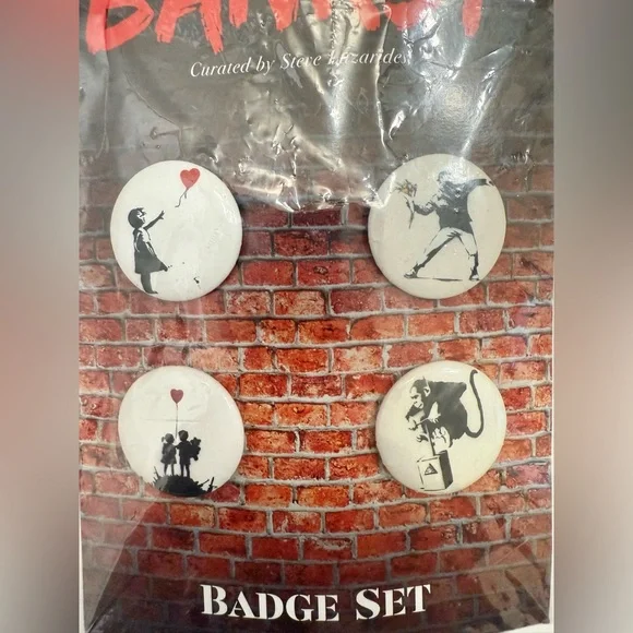 Banksy Pin Set - Picture 2 of 3